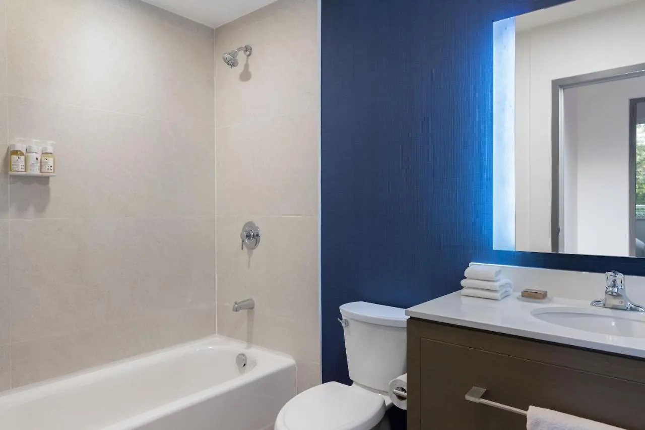 Residence Inn By Marriott Playa Del Carmen 3*,